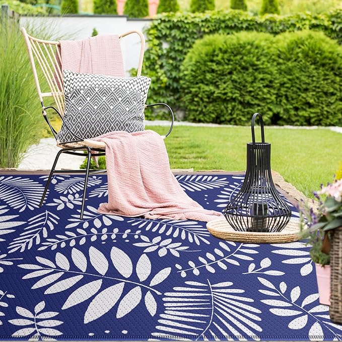 StepRite Outdoor Rug, Patio Rug, Plastic Straw Camping Rugs, Large Waterproof Area Rug and Mat for Outdoors, RV, Patio, Backyard, Deck, Porch, Beach, Balcony, (4'x 6', White & Blue)