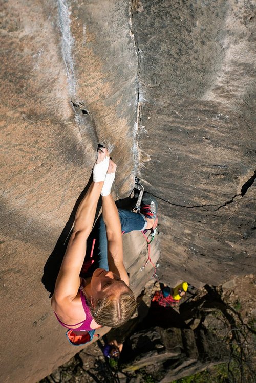 Friend Rock Climbing Cams - Lightweight, Active Protection for Trad & Alpine Climbing