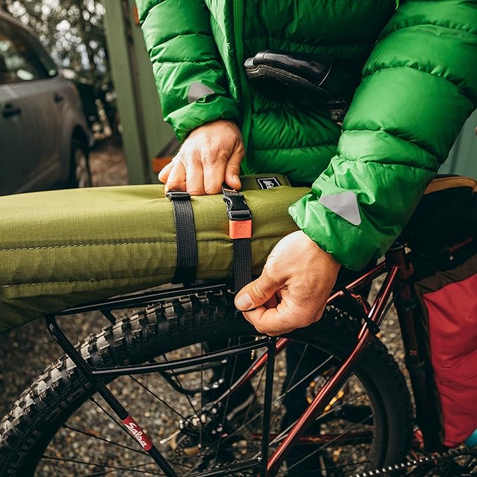 GEAR AID Utility Straps with Side-Release Buckle, Secure and Compress Camping, Biking, Hunting, Boating Gear, Multiple Sizes 1" x 40"