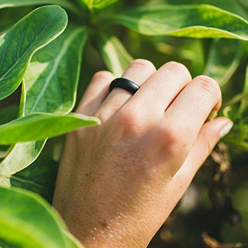 Qalo Women's Black Classic Athletics Silicone Ring Size 04