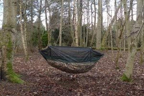 DD Hammocks Underblanket - Lightweight Portable Camouflage Underquilt for Outdoor Hammock Camping, Multi-Season Adventures Suitable to 23 Degrees Fahrenheit