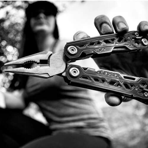 Gerber Blades 31-003304 Truss Multi-Tool Stainless Steel Handles Blister Pack
