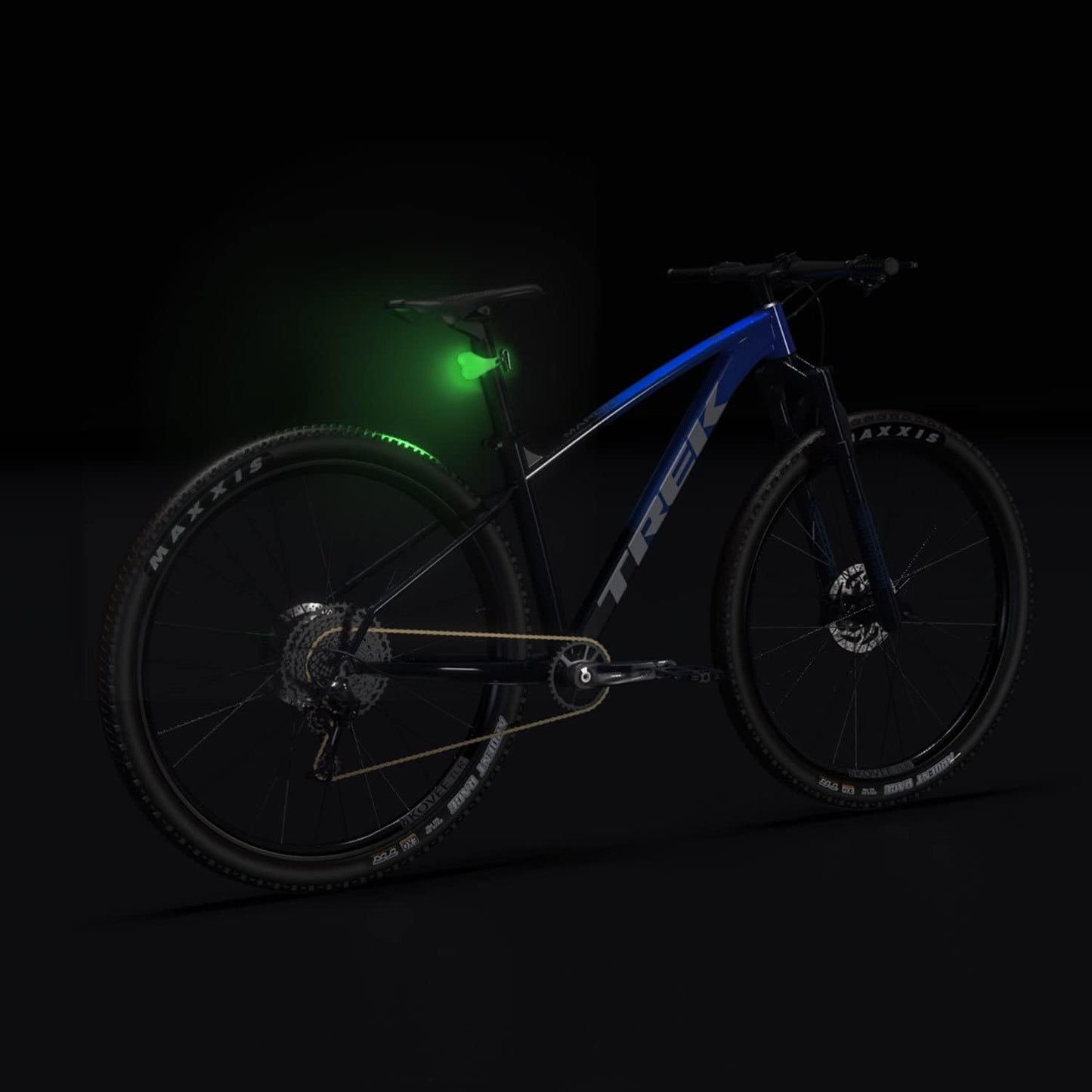 Volo Mmm Lip Shape Bike Rechargeable Tail Lights for Night Riding Fun Bicycle Decorations Skateboard Scooter BMX Accessories Kids Gift Soft Lights Led Flashing MTB Rear Safety Cycling Silicone