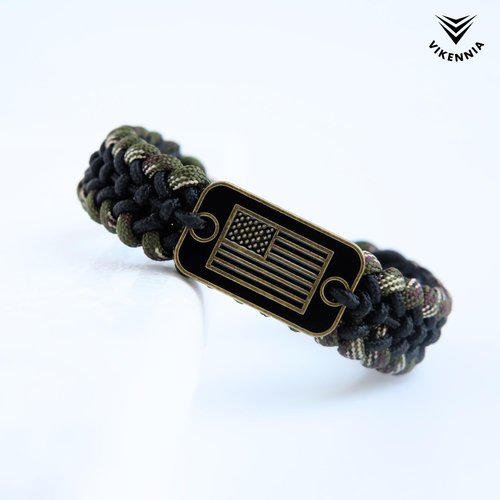 VIKENNIA Paracord Set - 02 Adjustable Braided and Rope Bracelets with Bronze USA Flag Charm - 550 Paracord Survival Bracelets - Green Camo (Set of 2) - For Men, Women, US Army Veterans
