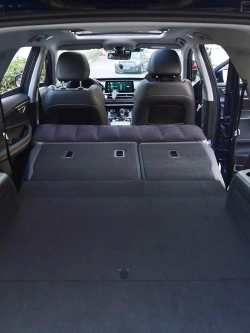 Berocia Heightened Truck SUV Car Air Mattress Back Seat Gap Pad Filler Extender Bed for Dogs Kids Adults Travel Sleeping Legs Foot Rest