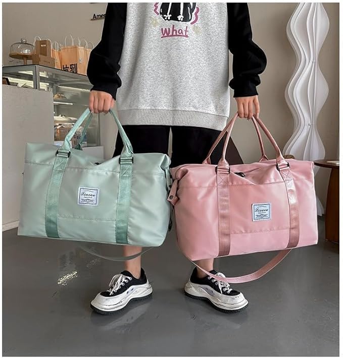 KARRESLY Travel Duffel Bag for Women,Shoulder Weekender Overnight Bag Sports Gym Tote Bag,Waterproof(Black) free size