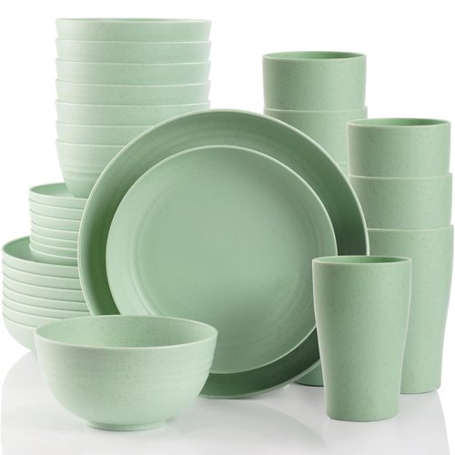 Gudvilla Camping Plates Cups and Bowls Set Green Reusable Microwave Safe Lightweight Unbreakable Plastic Dishes Set for Kids Elderly Kitchen Adults Outdoor,32 Pcs Holiday Dinnerware Sets for 8
