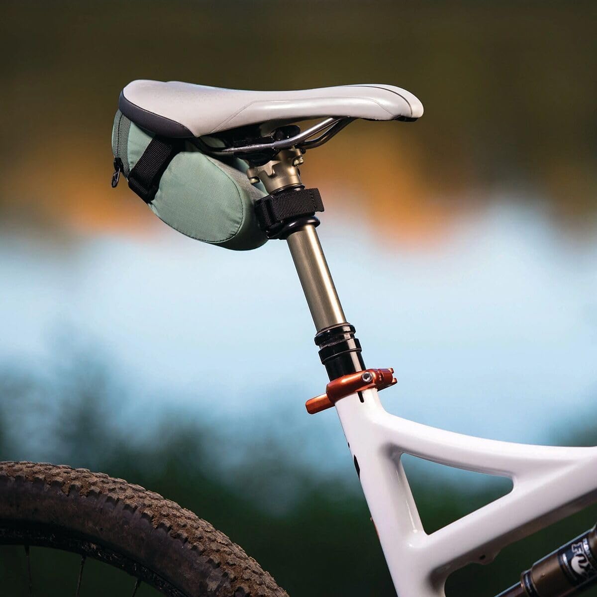 Wolf Tooth Components Valais Seat Bag Adapter Black, 25Mm