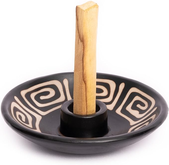 Luna Sundara Authentic Peru Pottery Palo Santo Stick Holder and Incense Holder Includes 5 Palo Santo Sticks Handmade Ceramic Smudge Bowl Sage Holder Palo Santo Holder (Black and White Maze)