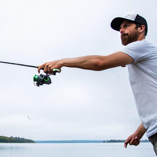 Piscifun Viper X Spinning Reel, Ultralight 6.2:1 High Speed Spinning Fishing Reel, 10+1BB, Carbon Fiber 33 LB Max Drag, 2000 Serie, Purple