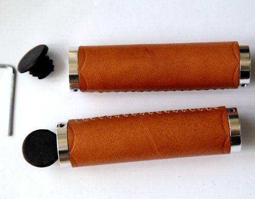 Bike Handle Grips 130/130mm Hand-Stitched Seam for 22.2mm (7/8") Retro with Aluminum Alloy Double Lock on Bicycle Handle bar Hand-Sewn Casual Handlebar Lever for MTB Road Bike (Bright Silver Ring)