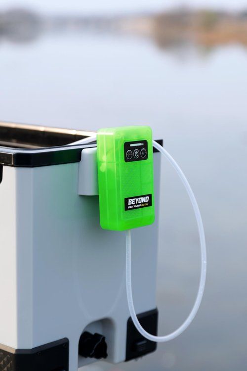 Beyond Bait Pump Rechargeable Aerator - Portable Glow in The Dark Bubbler – 4 Speed Portable Live Bait Aerator with XL Air Stone – Water-Resistant, Keeps Your Bait Alive Longer