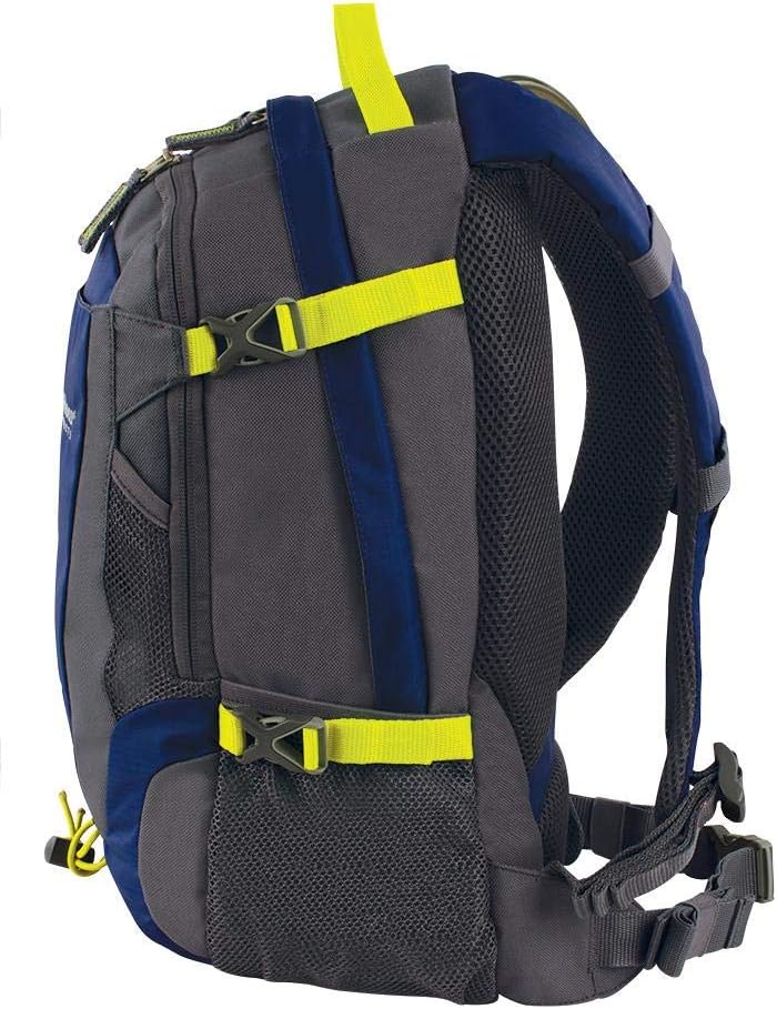 Outdoor Products Mist Hydration Backpack (Kombu Green) (Kombu Green)