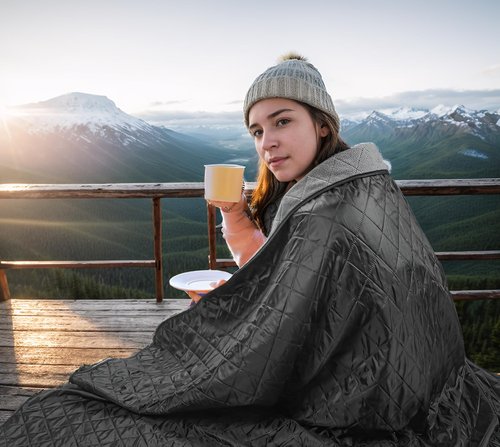 Warm Polar Fleece Blanket Picnic Outdoor & Beach, Machine Washable Camping Quilt for Cold Weather, Adventure, Sleeping, Backpacking (Black)