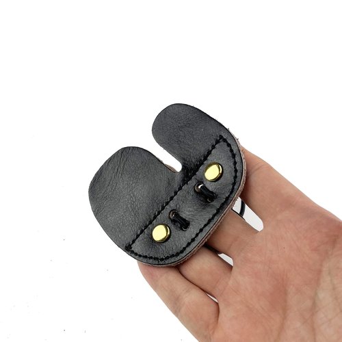 Miokun 4 Pack Leather Archery Finger Tabs, Adjustable Finger Guard Protective Gear,Right Hand (4)