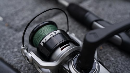 Abu Garcia Max X Size 750 Spinning Fishing Reel, High-Performance Freshwater Reel, A-Symmetric Carbon Frame and Rotor, Durable & Lightweight Construction, Max Drag of 6.4lb | 2.9kg