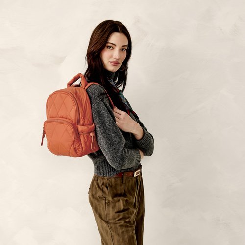 Vera Bradley Women's Small Banbury Backpack-Featherweight, Potter's Clay, One Size