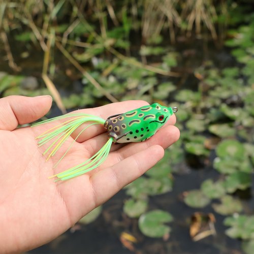 𝗘𝗫𝗔𝗨𝗥𝗔𝗙𝗘𝗟𝗜𝗦 5pcs Fishing Lures Frogs Lure Frog Baits Ray Frog Topwater luresFishing baits for Basslure Pike Snakehead Musky Weedless Freshwater Soft Lure with Tackle Box