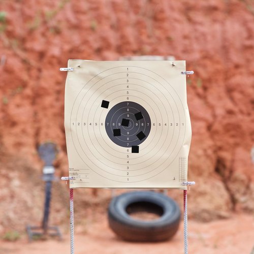 Guyuyii 0.87" Square Target Pasters – 1000/3000 Self-Adhesive Dots for Shooting Range, Features Weather-Resistant and No-Residue Tape for USPSA, IPSC, IDPA Practice and Cardboard Targets