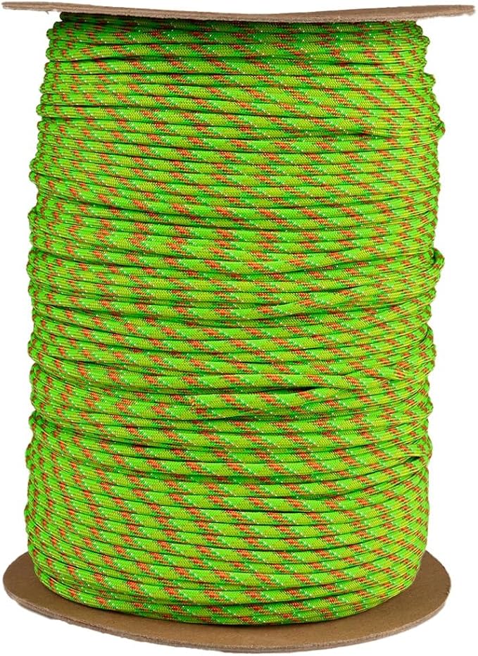 Paracord Planet Holiday Colors 550 Paracord – Great for DIY, Bracelets, and Lanyards – You're a Mean One (1,000 Feet)