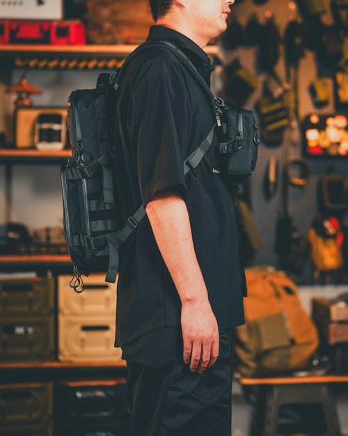 TACTICAL_GEEK Cache L4 EDC Sling Bag, Lightweight Crossbody Shoulder Bag, 2.9L High-Capacity Travel Chest Bag, Single Strap Bag for Casual Travel, Hiking, and Outdoor Sports (Black)