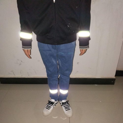 High Visibility Reflective Night Running Walking Elastic Strap Wristbands Ankle Bands Armbands Safety for Cycling Walking Running Camping Sports-Fits Women, Men & Kids