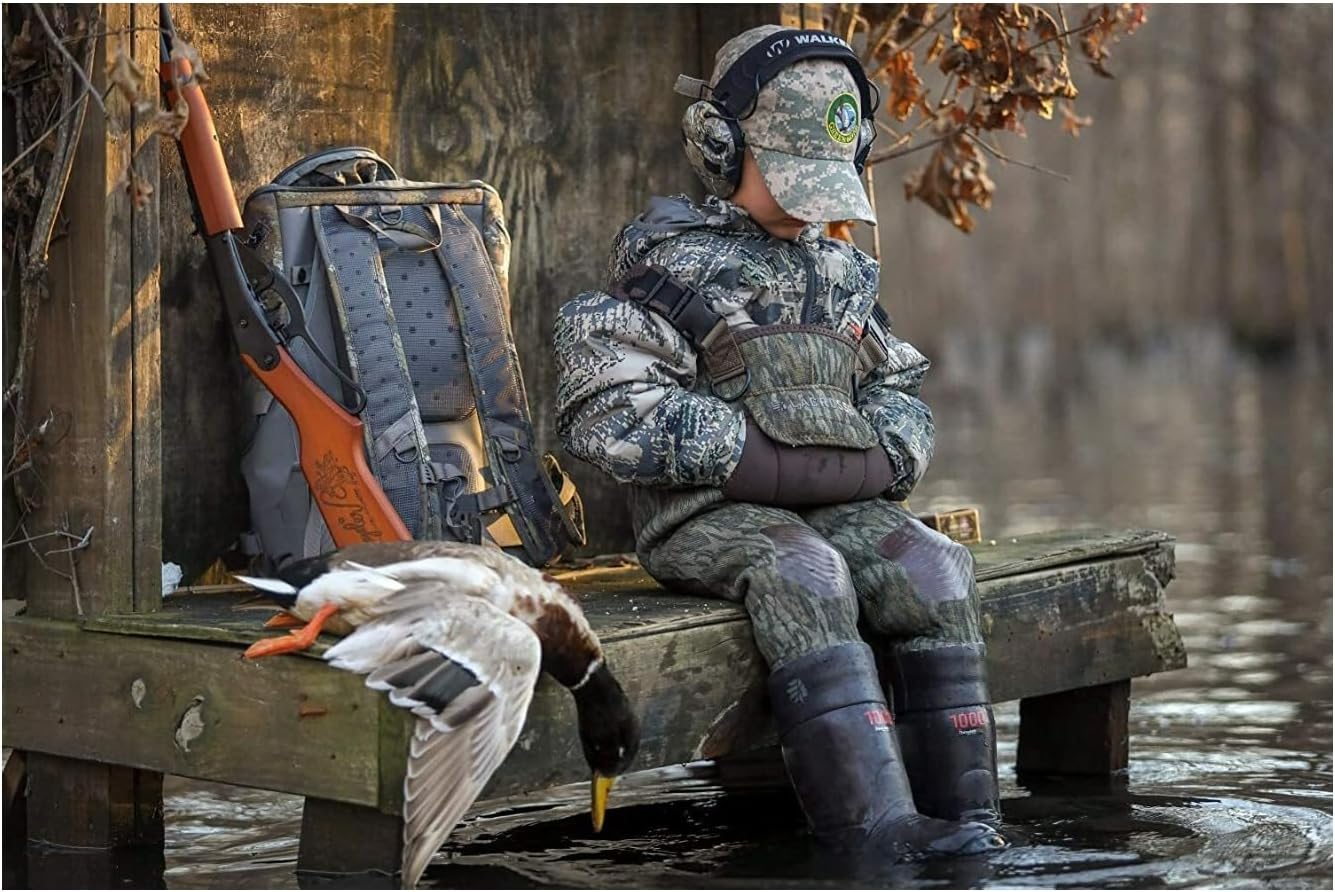 WALKER'S Razor Electronic Quad 4 Mics 23dB NRR Hearing Protection Sound Enhancing Hunting Shooting Earmuffs ,2 AAA Batteries