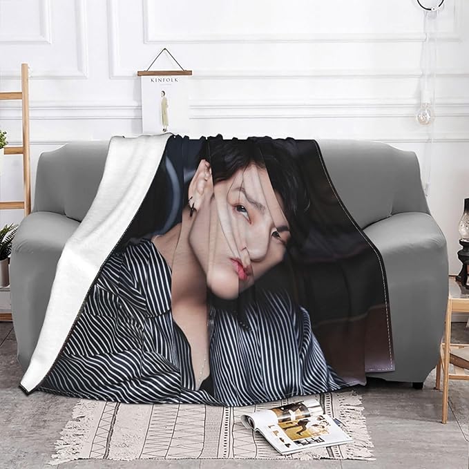 Jung Kook Blanket 60"X80" Soft and Comfortable Warm Fleece Throw Full Picture of Idol Group Blankets Yoga Blankets Beach Blanket Picnic Blankets Gift for Dorm Room Decor Sofa Bed Camping Travel