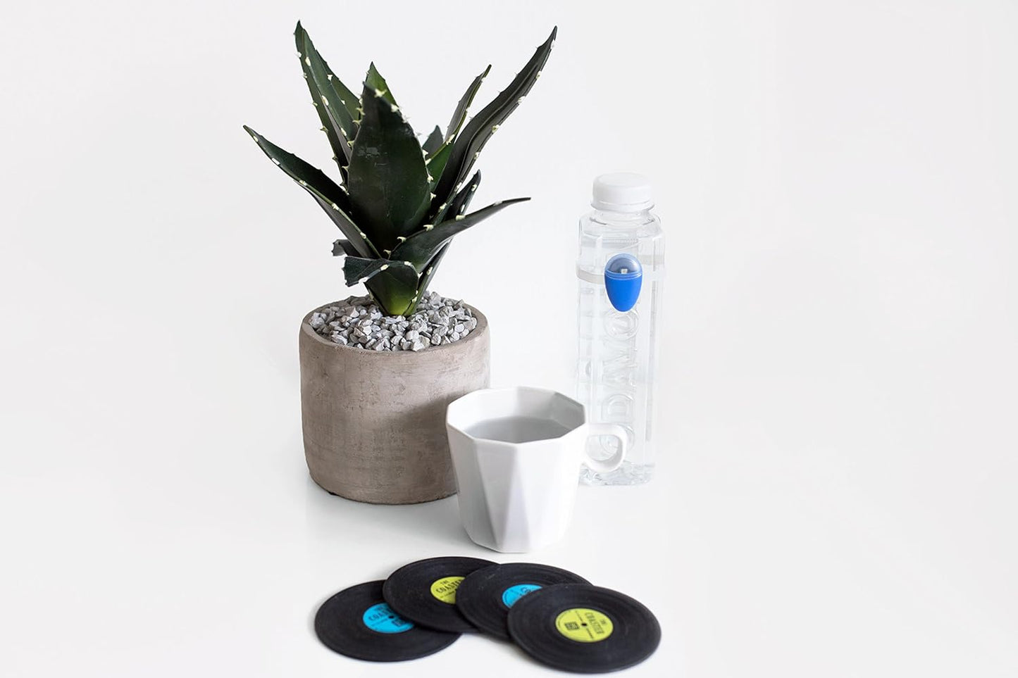 ULLA Drink Water Reminder, Smart Light for Water Bottle, Fits Most Bottles, Lights Up when Time to Drink, Hidrate Smart Water Bottle Reminder to Drink, Smart Hydration Reminder, Water Tracker - CACTUS