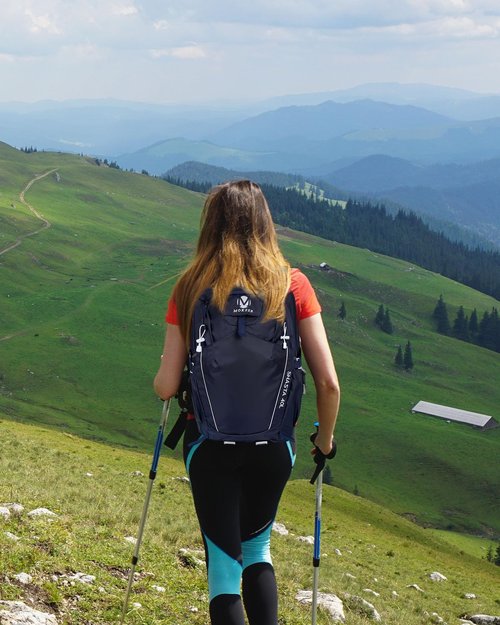mokzer Hiking Backpack 40L Lightweight Waterproof Daypack for Men Women Outdoor Camping Mountaineering Trekking Travel Bag