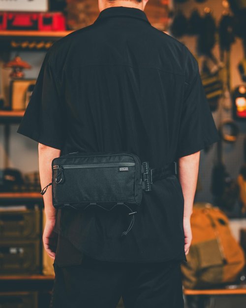 TACTICAL_GEEK Cache L4 EDC Sling Bag, Lightweight Crossbody Shoulder Bag, 2.9L High-Capacity Travel Chest Bag, Single Strap Bag for Casual Travel, Hiking, and Outdoor Sports (Black)