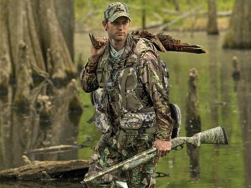 TREKMASTER Turkey Hunting Vest with Removable Seat Cushion, Lightweight & Adjustable Turkey Vest with Game Pouch, Camo Turkey Hunting Gear Accessories for Turkey Hunters (Mountain Camo)