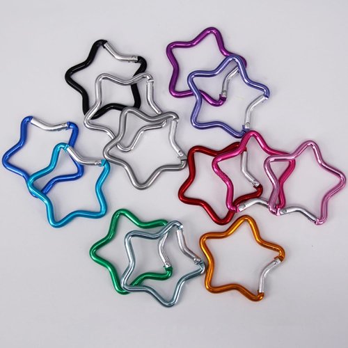 2Pcs Locking Carabiner Aluminum Alloy Carabiner Hook Keychain Hook Clips Locking Carabiner Hiking Clips with Spring Snap Lock Five Pointed Star Carabiner, Camping Tent Accessories