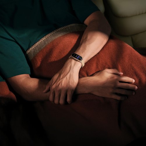 XIAOMI Smart Band 9 Global Version (2024) 1.62" Amoled Display | 233 mAh Battery | up to 21 Days of Battery Life | Over 150 Workout Modes | BT 5.4 | 50M Water Resistant - Glacier Silver