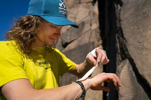Friend Rock Climbing Cams - Lightweight, Active Protection for Trad & Alpine Climbing