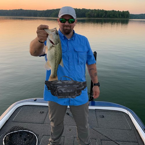 Chardime Fishing Fanny Pack-Fishing fanny pack for men-Easy to use and adjust Plenty of space for fishing waist pack(Yellow camouflage)