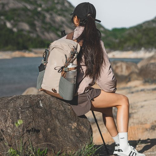 Outplea 20L Small Waterproof Hiking Backpack Daypack with Chest Strap for Men Women, Lightweight Travel Backpack with Padded Straps for Airplane, Khaki