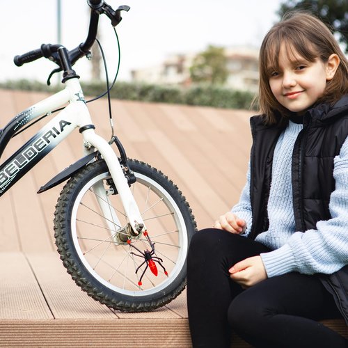 Spider Bike Wheel Spoke Lights – Cool LED Bicycle Decorations for Kids – Fun & Safety Accessories for Night Riding – Waterproof Motion-Activated Spider Lights (1-Pack)