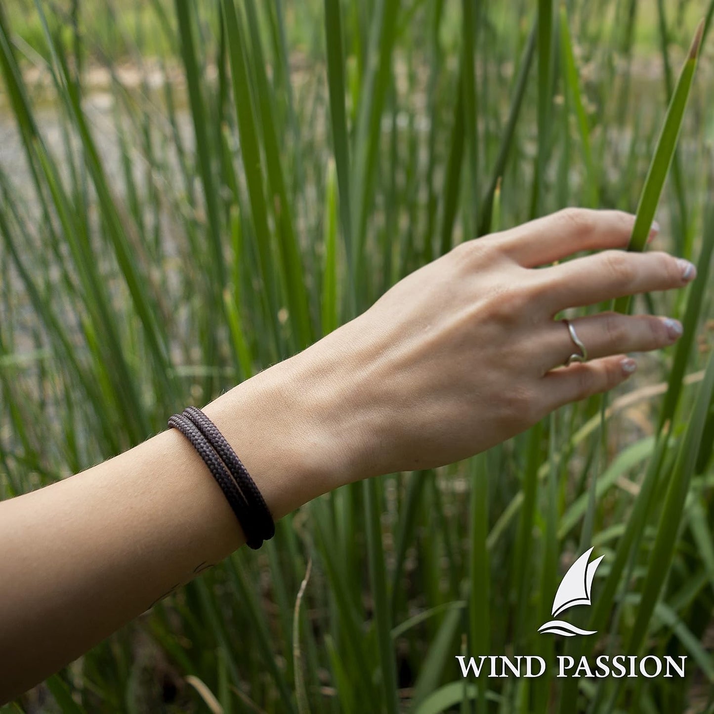 Wind Passion - Rope Bracelet for Men & Women - Adjustable Sailors Knot Paracord Bracelet - Waterproof & Sturdy