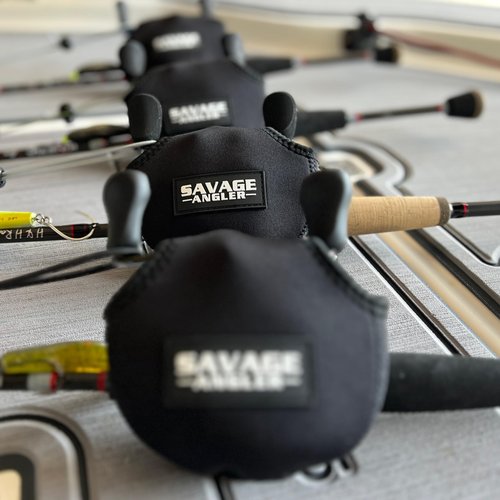 Savage Angler Neoprene Baitcast Reel Cover, Fishing Reel Protector, Fishing Reel Cover, Baitcaster Case, Low Profile Baitcaster Case, Casting Reel Covers, 50 100 200 Series Baistcasters (1, Black)