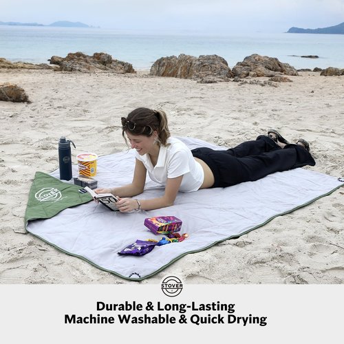 STOVER Outdoor Waterproof Fleece Travel Blanket for Camping, Picnics, Stadiums, Sports, The Beach– Warm, Windproof, Compact, Lightweight & Sand-Resistant (Olive Green)