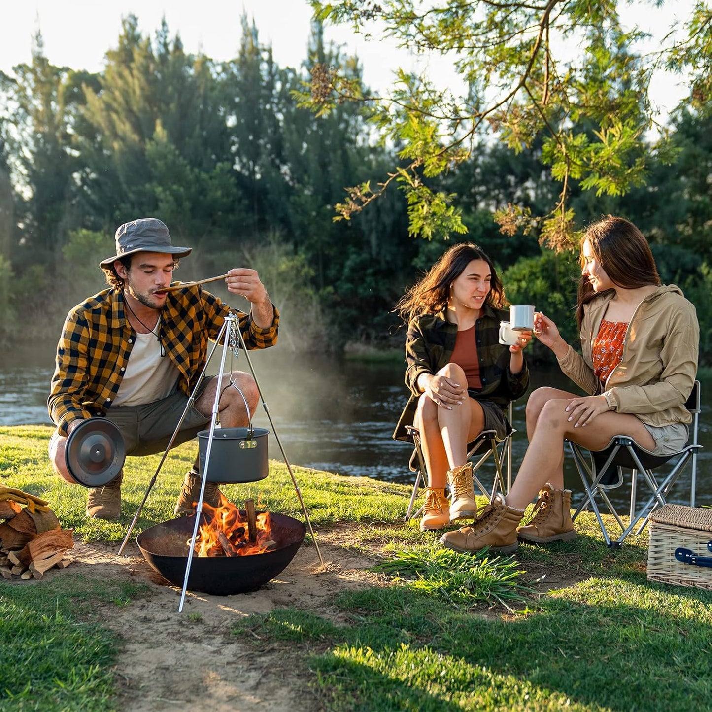 Naturehike Camping Soup Pot Cookware with Lid Large Outdoor Portable Hanging Pot Cooking Set for 1-6 People