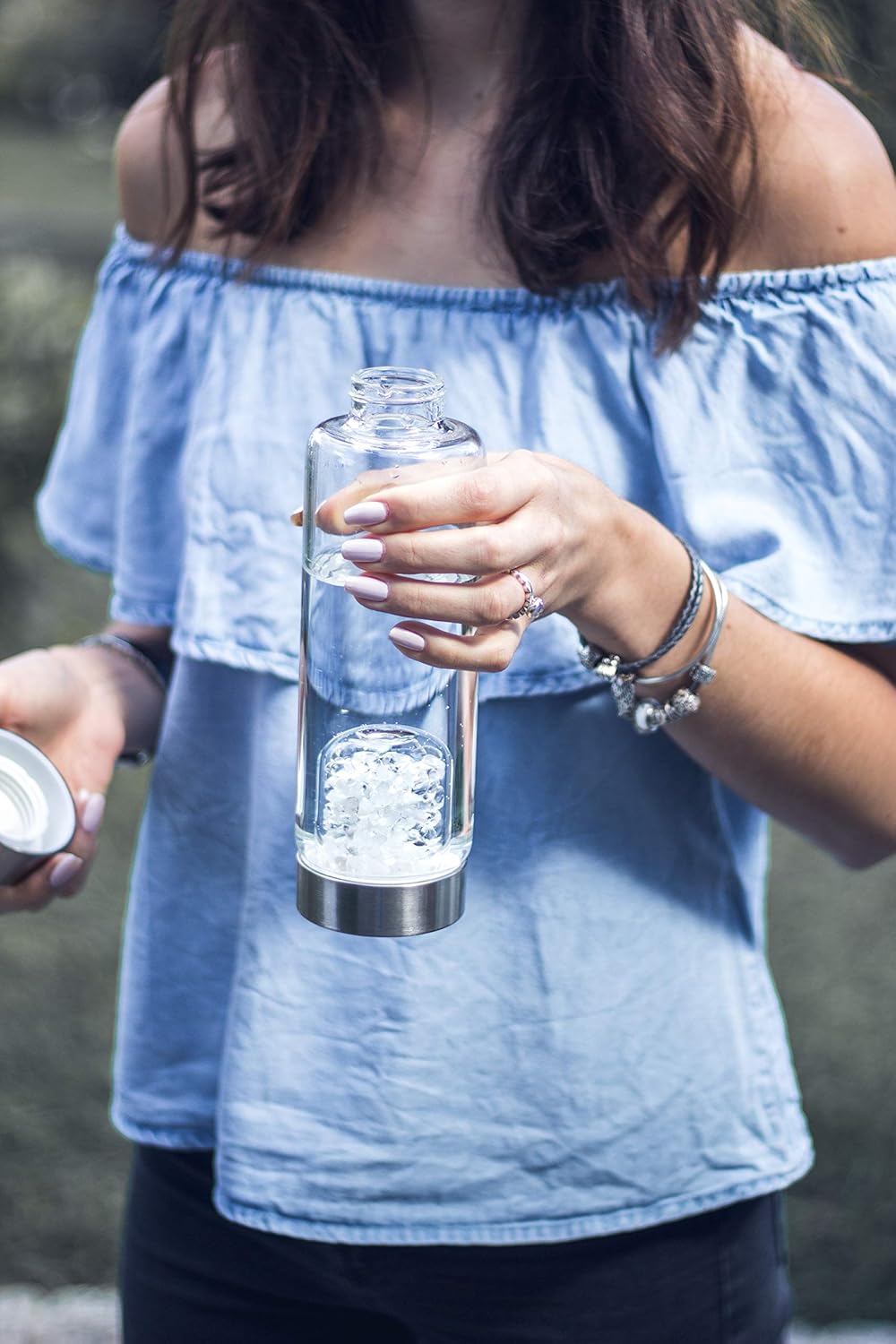 VitaJuwel ViA LUNA | Crystal Water Bottle with Rainbow Moonstone and Clear Quartz for Intuition, Empathy, Femininity