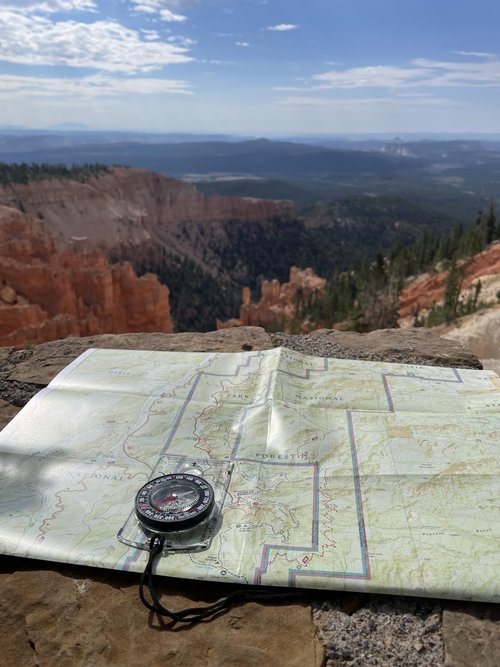 Outdoor Navigation Compass, Lightweight Design, Topographic Map Reading, Heading and Azimuth Measurement (Clear)