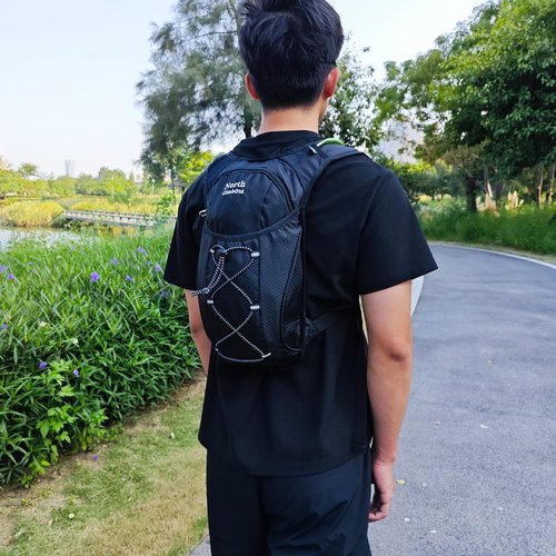 NorthClimbOtd Olive-Green Hydration Pack Backpack with 2L Water Bladder, Lightweight Insulated Running Water Backpack for Men and Women, for Hiking, Biking