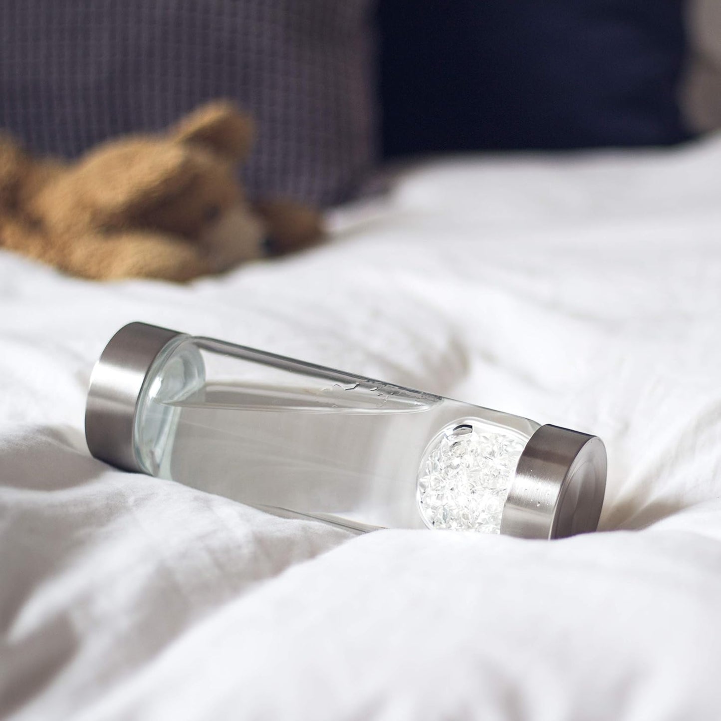 VitaJuwel ViA LUNA | Crystal Water Bottle with Rainbow Moonstone and Clear Quartz for Intuition, Empathy, Femininity