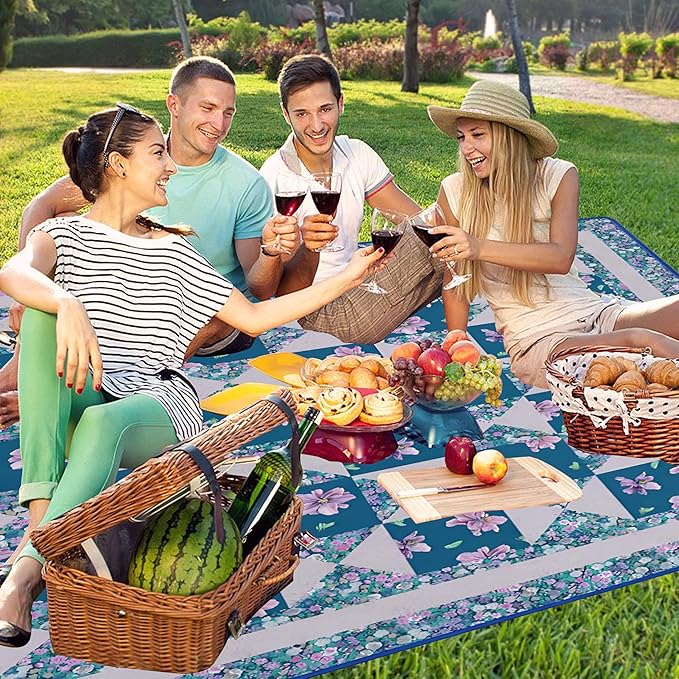 Extra Large Picnic Blankets Waterproof Foldable (80 "x 80") Beach Blanket Waterproof Sandproof,3-Layer Thicking Mat Outdoor Packable Camping Blanket