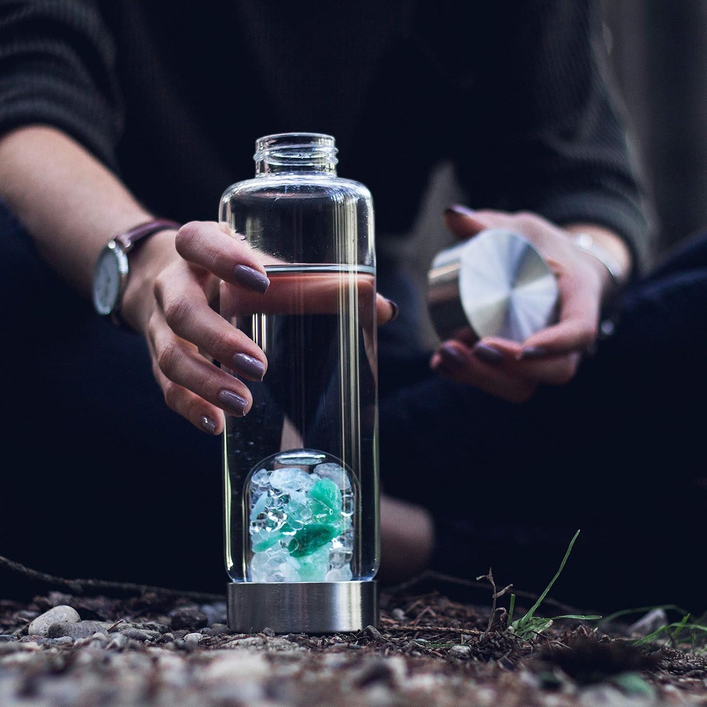 VitaJuwel ViA LUNA | Crystal Water Bottle with Rainbow Moonstone and Clear Quartz for Intuition, Empathy, Femininity