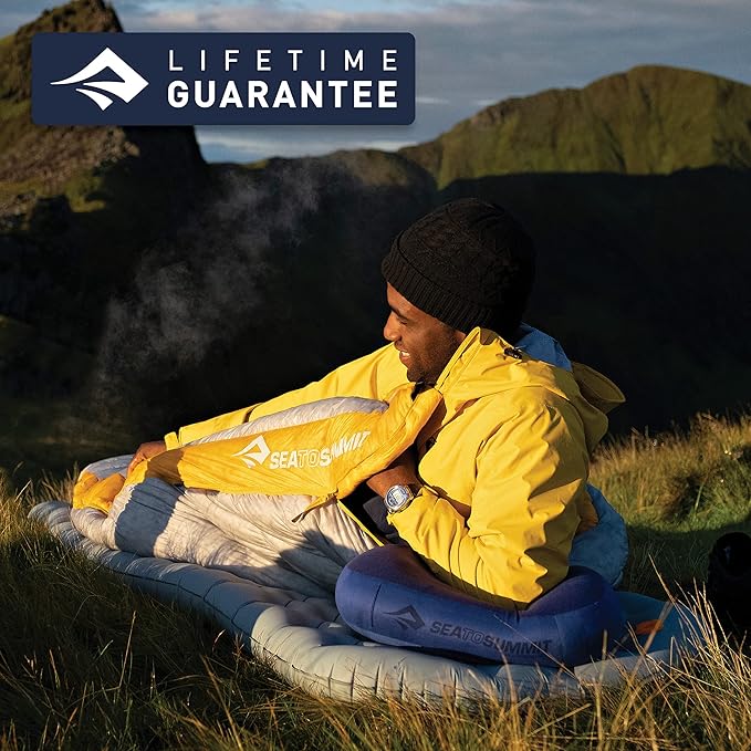 Sea to Summit Aeros Premium Inflatable Travel Pillow, Regular (13.4 x 9.4), Magenta