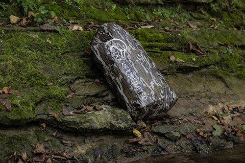 ALPS OutdoorZ Ducks Unlimited Guardian Dry Bag, 20L - Mossy Oak Original Bottomland
